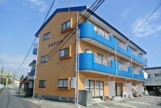 久世アパートA棟の外観