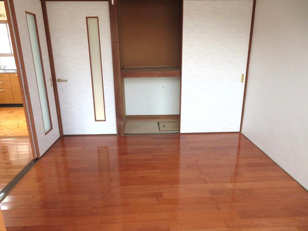 拡大写真:エーリ山下 102の洋室4.5帖