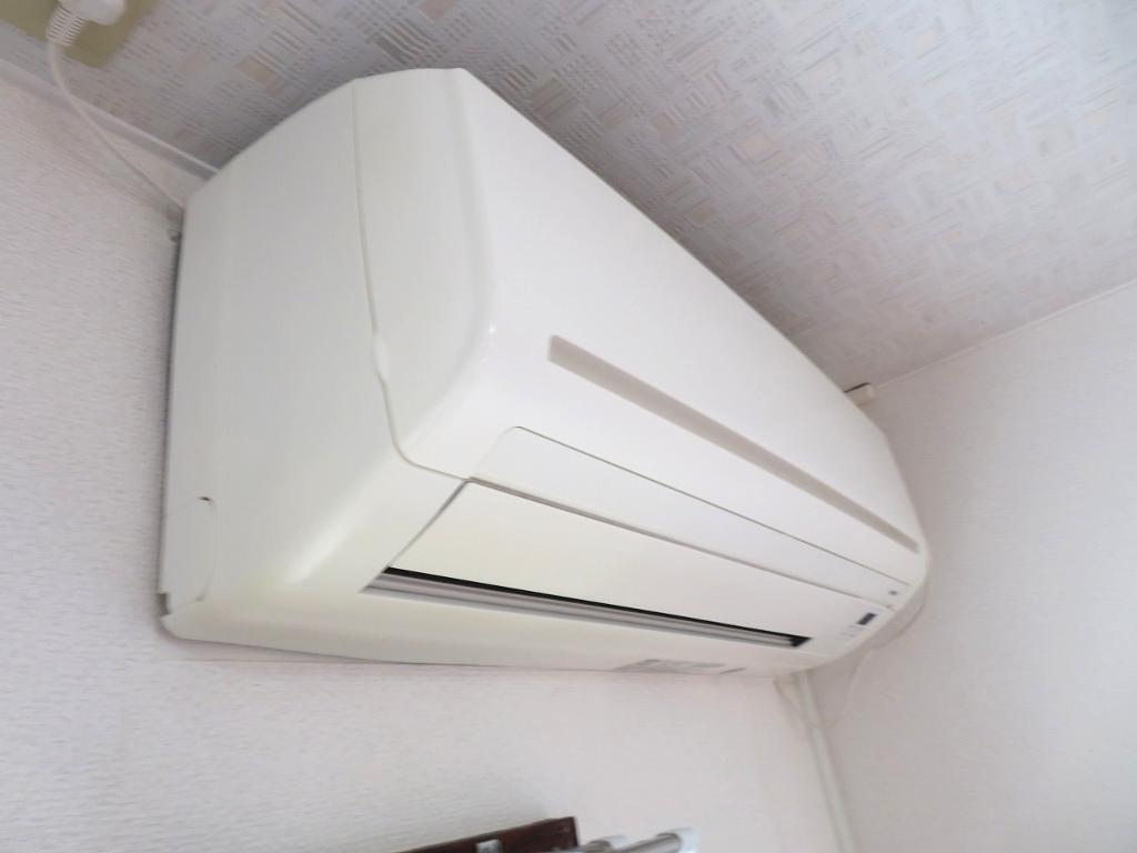 拡大写真:エーリ山下 105のエアコン
