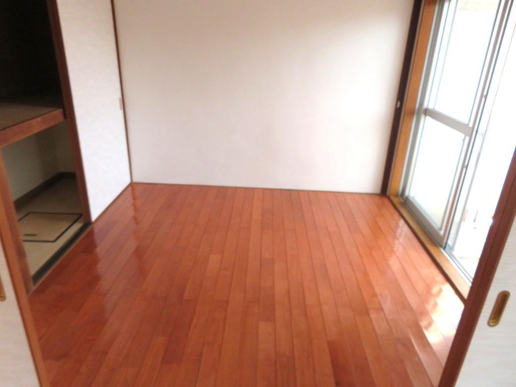 拡大写真:エーリ山下 203の洋室4.5帖