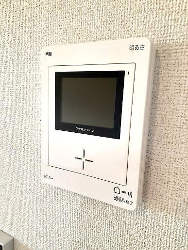 拡大写真:シェーネ A 2階202のTVモニターフォン
