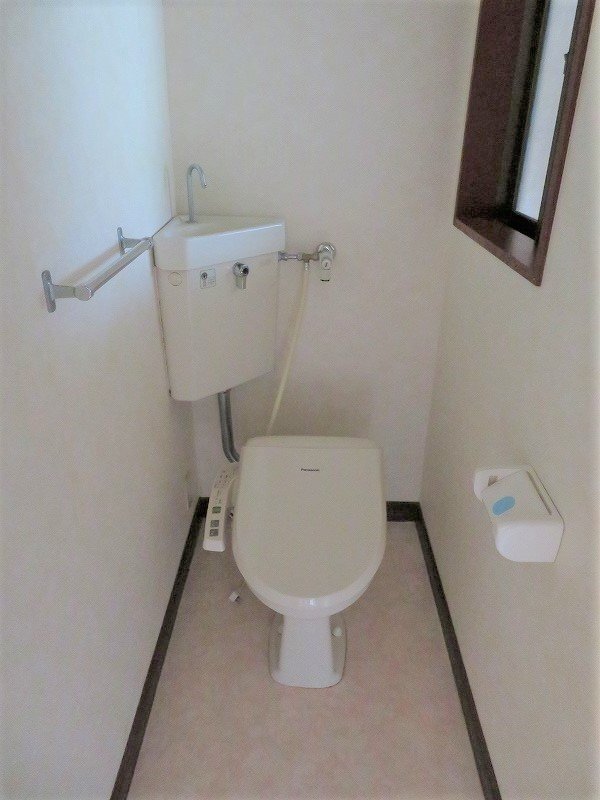 拡大写真:東海台ハイツ 2階203のトイレ