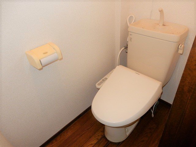 拡大写真:ファミーユ21 2階206のトイレ
