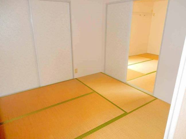 拡大写真:テースフルライトA 1階102の和室6