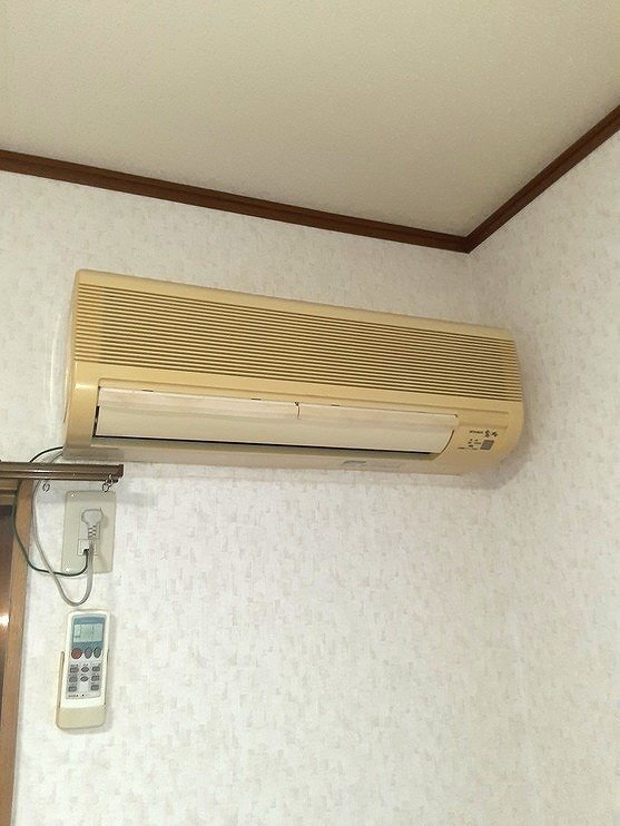 拡大写真:メゾンいけべ 2階205のエアコン