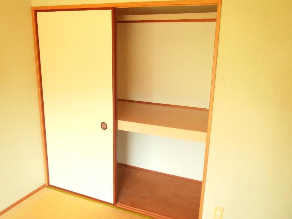 拡大写真:延岡市浜砂2丁目 102の収納