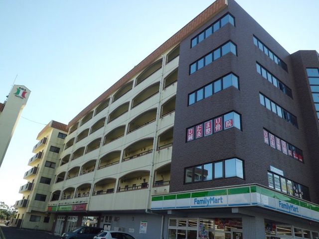 拡大写真：チャオ天志館 4階408の外観写真（昼）