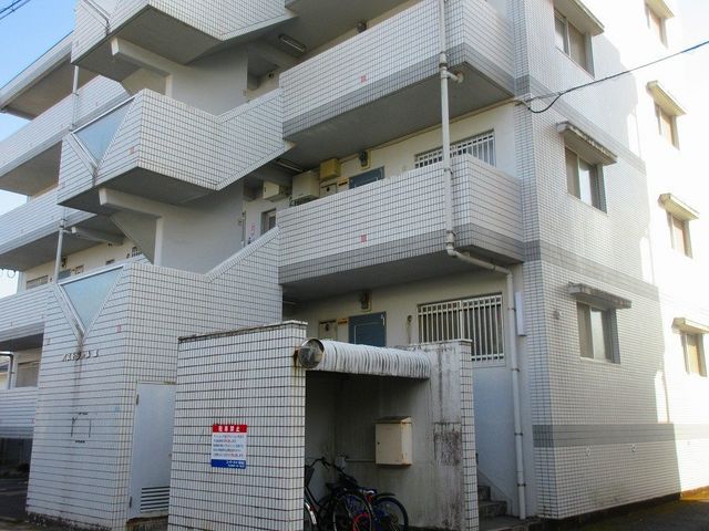 拡大写真:パストラールⅡ 4階403の外観写真(昼)