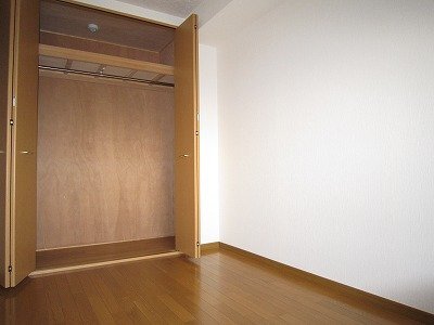 拡大写真:プリマベーラ 2階303の寝室