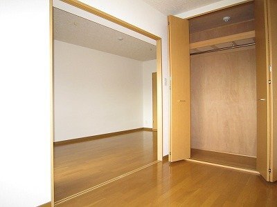 拡大写真:プリマベーラ 2階303の収納