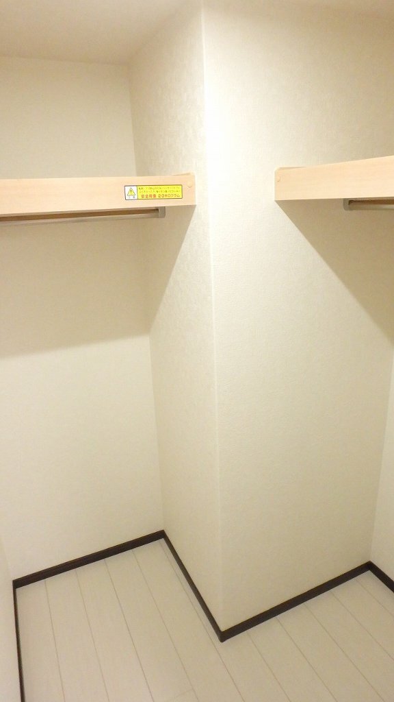 拡大写真:コモードⅡ 1階106の洗面