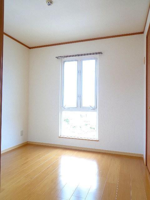 拡大写真:クレッセントハウス 2階203の室内