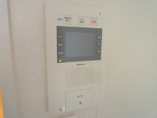 拡大写真：プレサンス名古屋ＳＴＡＴＩＯＮビジュ 2階204のカメラ付インターホン(イメージ)