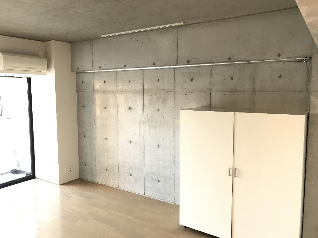 拡大写真：スクエア名駅南 4階412の収納
