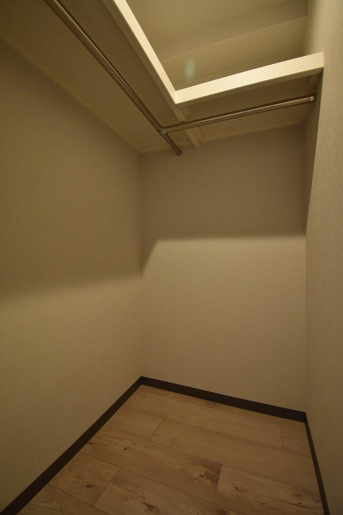 拡大写真：スリーアイランドタワー久屋大通 1階101の収納