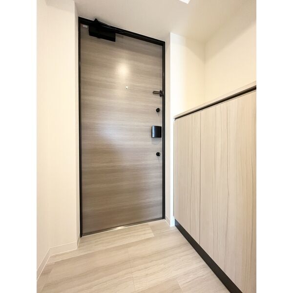 拡大写真:S-RESIDENCE浄心East 5階502の玄関