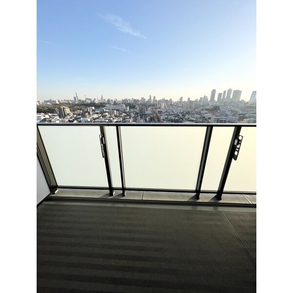 拡大写真:S-RESIDENCE浄心East 8階803のベランダ