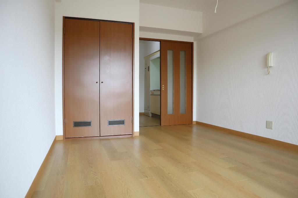 拡大写真：ＳＹＭ　ＬＩＦＥ 1階105の室内