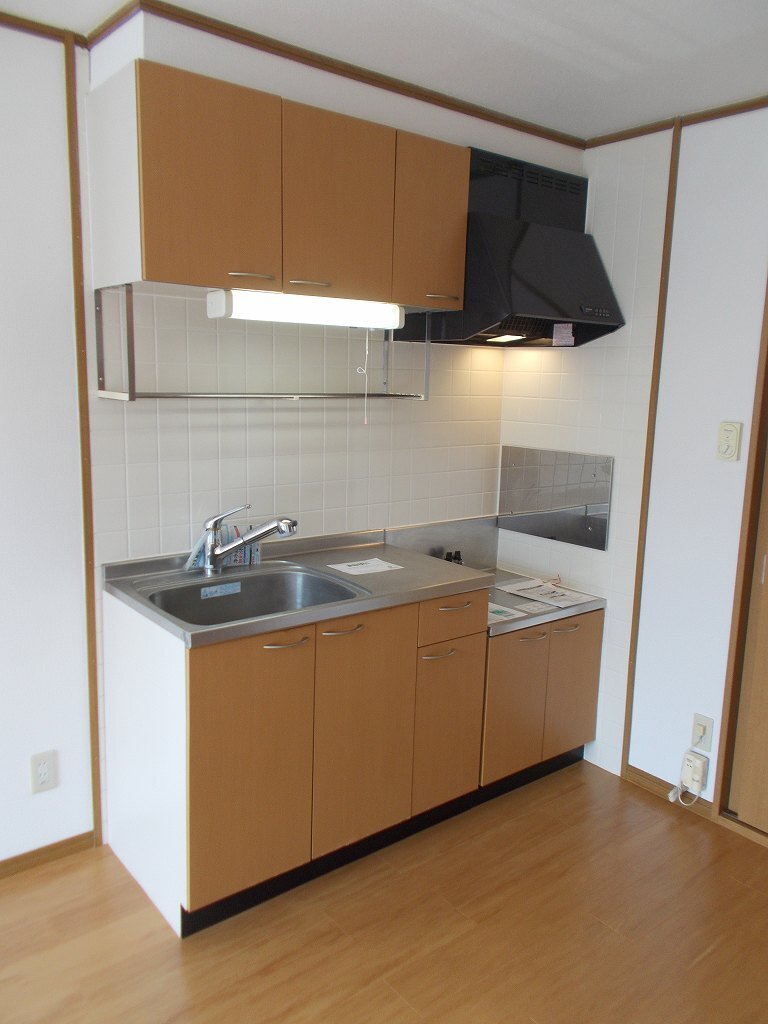 拡大写真:センチュリーⅠ 2階201のキッチン
