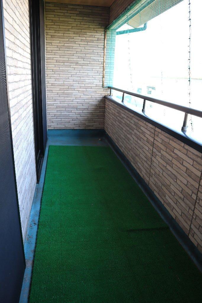 拡大写真:ロイヤルヒルズⅡ 2階201のベランダ