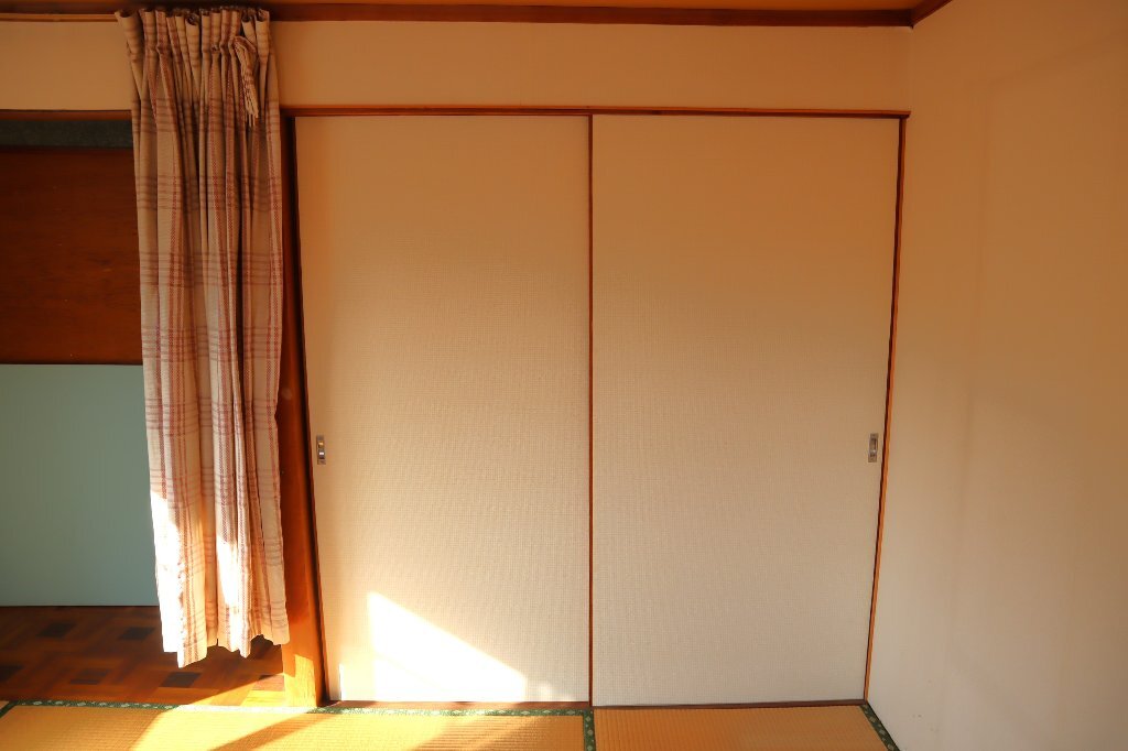 拡大写真：円座貸家 1階1の収納