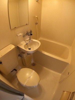 拡大写真:吹田市泉町5丁目 303のバス