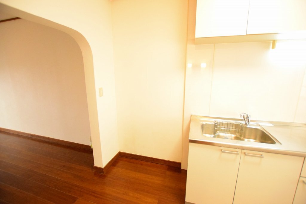 拡大写真:垂水町連棟 2階2のキッチン