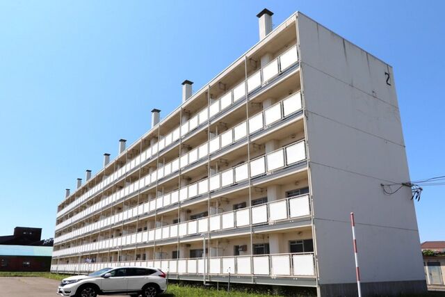 ビレッジハウス栗山の外観