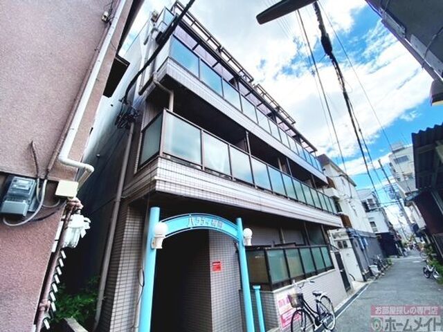 拡大写真:パラディ梅南 1階101の外観写真(昼)