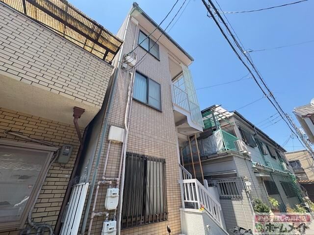 拡大写真:サンライズ 1階101の外観写真(昼)