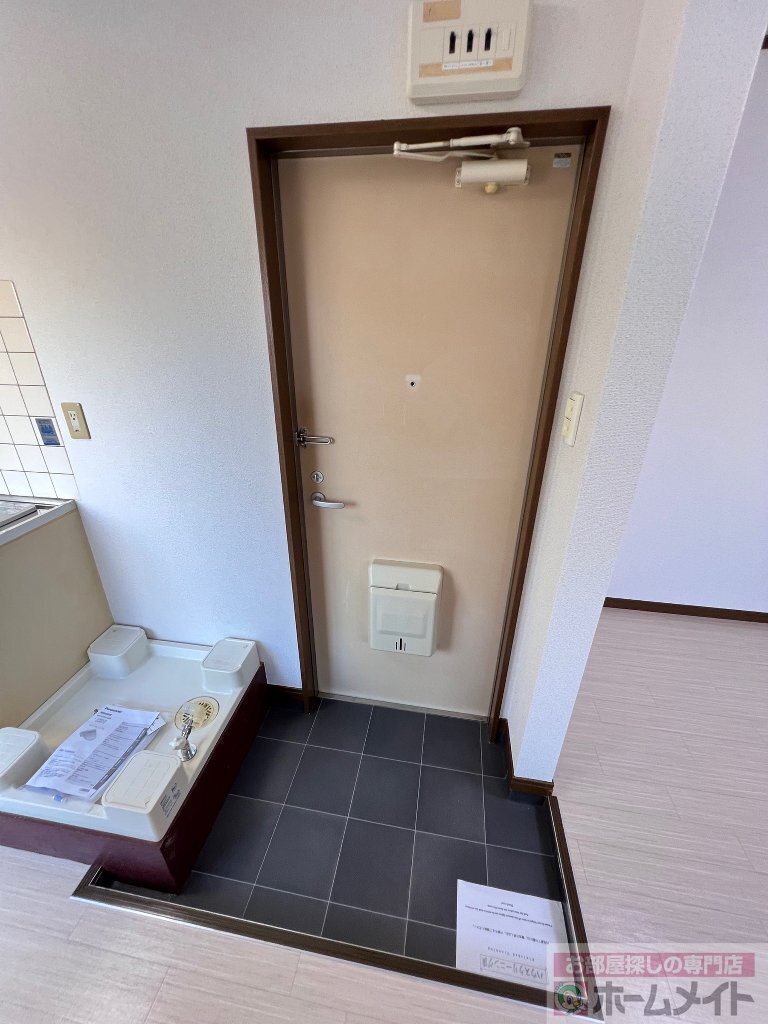 拡大写真:オオタミマンション 3階302の玄関