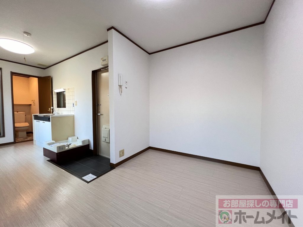 拡大写真:オオタミマンション 3階302のリビング