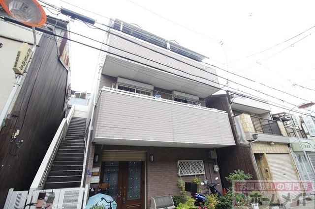 拡大写真：カーサテンプラード 3階3Bの外観写真（昼）