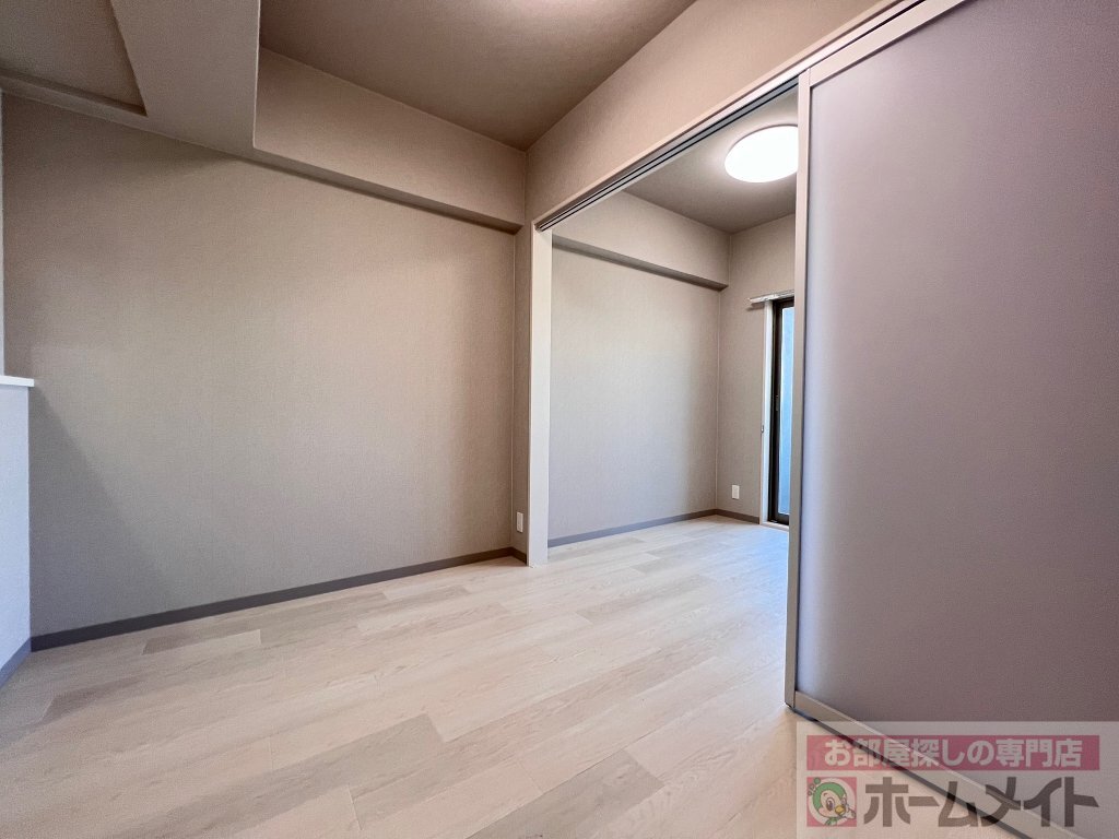 拡大写真：リヴェント難波サウス 10階1002のリビング