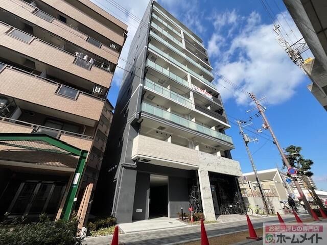 クレアグレイス岸里の外観