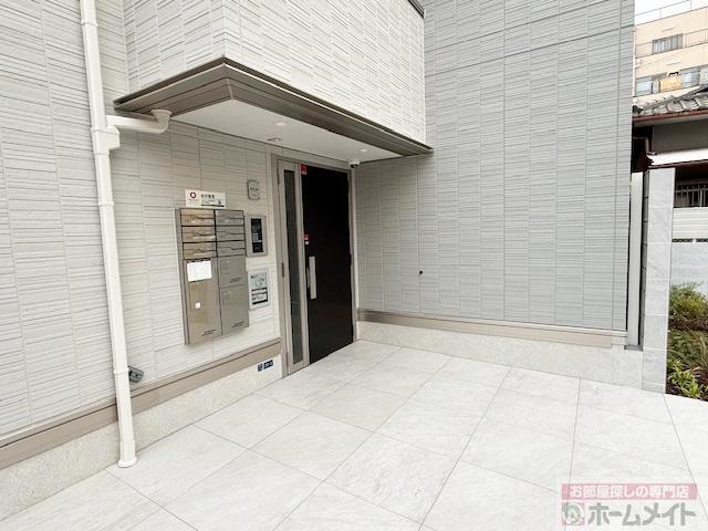 拡大写真:Maison Espoir Ⅳ 2階201のエントランス