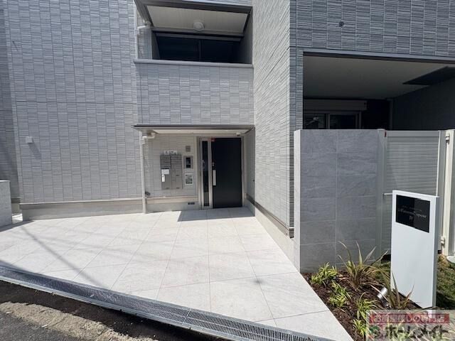 拡大写真:Maison Espoir Ⅳ 2階201の外観写真(昼)