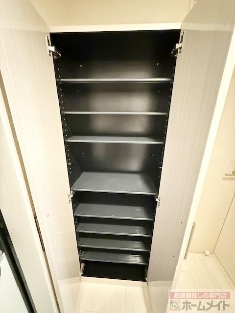 拡大写真:Haq Terrace 1階102の下駄箱