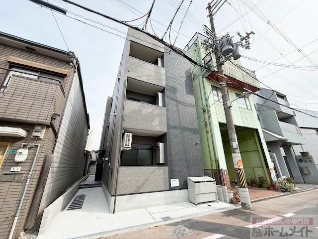 拡大写真:Haq Terrace 1階102の外観写真(昼)