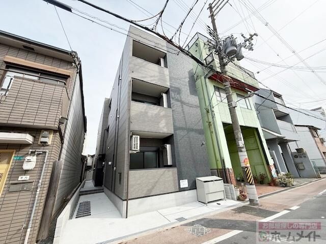 拡大写真:Haq Terrace 1階102の外観写真(昼)