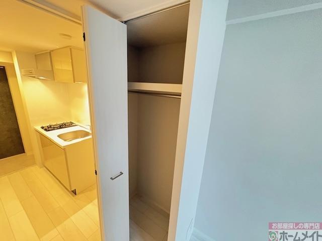 拡大写真:リヴェント難波ウエスト 5階511のクローゼット