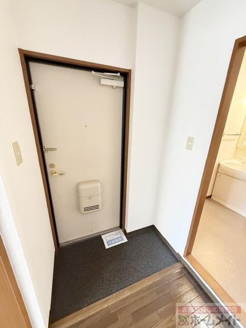 拡大写真：ツインクルヒロ 2階202の玄関