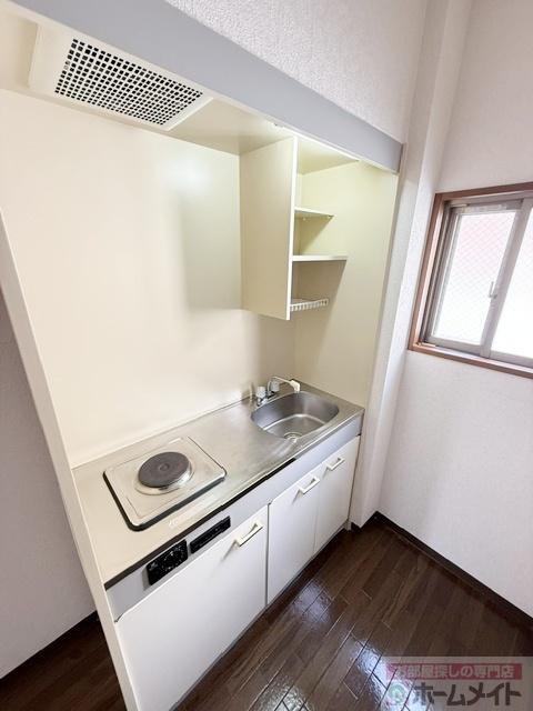 拡大写真：ツインクルヒロ 2階202のキッチン