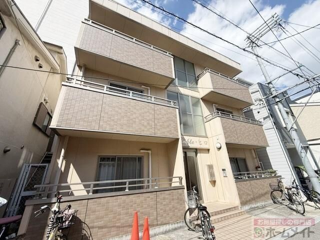 拡大写真：ツインクルヒロ 2階202の外観写真（昼）