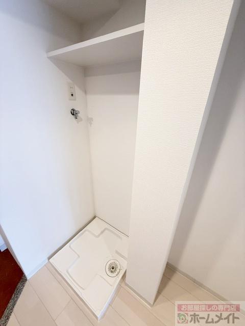 拡大写真：Luxe難波南 13階1319の洗濯機置場