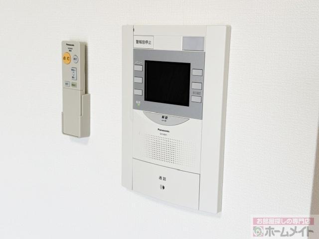 拡大写真：Luxe難波南 13階1319のカメラ付インターホン