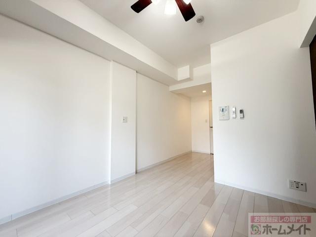 拡大写真:Luxe難波南 4階413のリビング