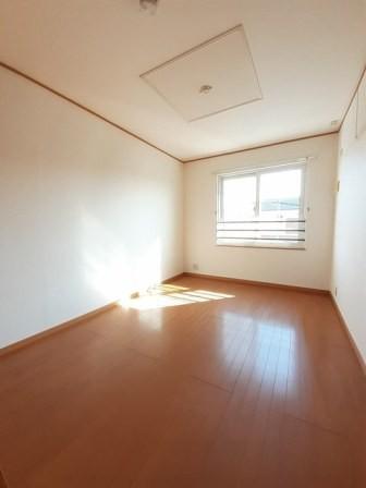 拡大写真:サニーレジデンス Ⅰ番館 2階202の室内