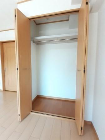 拡大写真:ドエルⅥ 3階305の収納