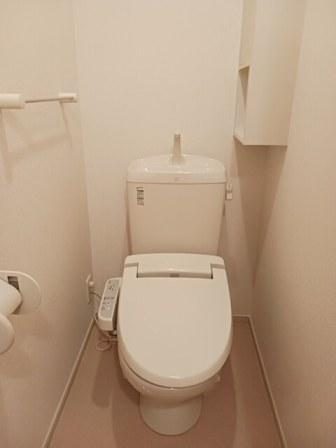 拡大写真:グラース 2階202のトイレ